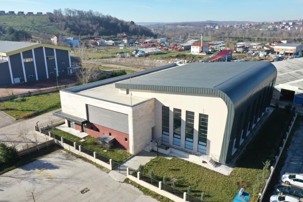 Kandıra Yarı Olimpik Yüzme Havuzu