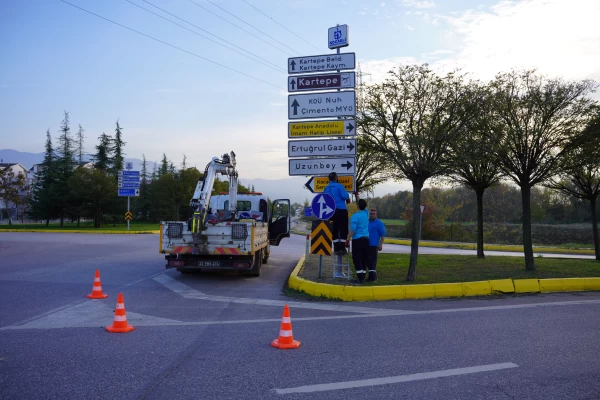 Düşey Trafik İşaret Levhaları