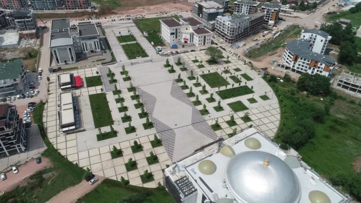 Kartepe Kent Meydanı