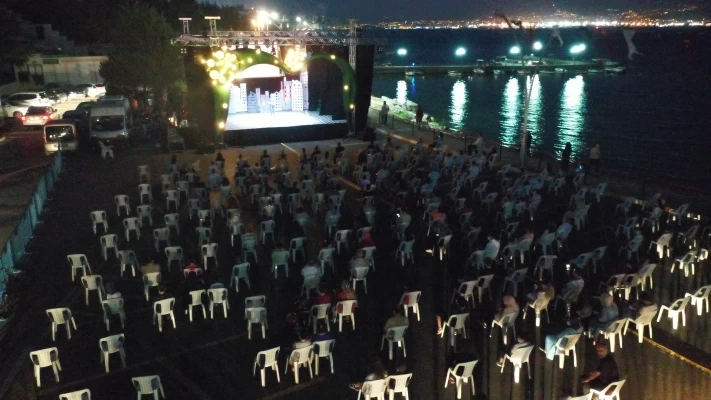 Açıkhava Tiyatrosu